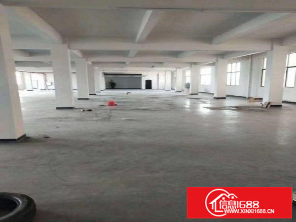 超靓厂房二楼出租1300平方，现成办公楼！