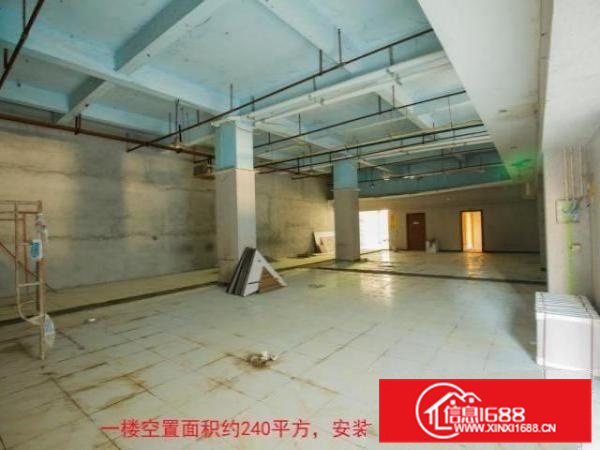 园区配套蒸汽四层厂房，规划、消防、房产证齐全。