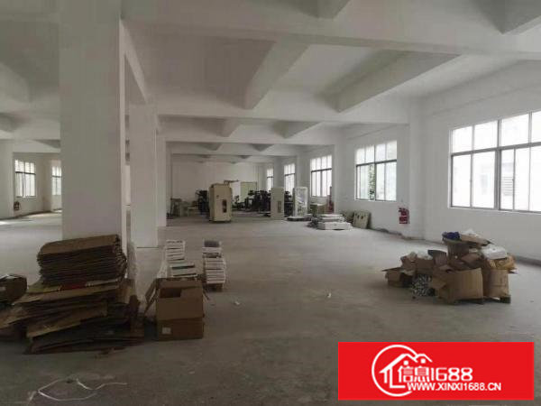 坪地新出800平楼上整层厂房出租，实际面积无公摊