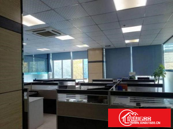 横岗六约村二楼830平，带豪华装修，厂房出租