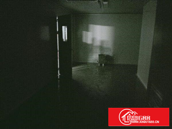 西乡银田宝安大道旁无尘车间680平无转让费