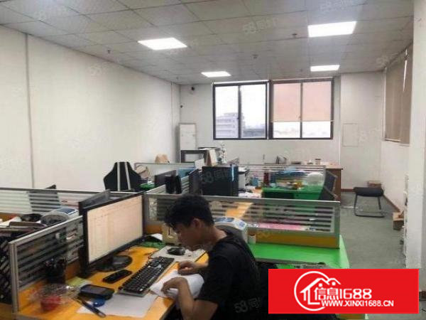 塘厦大坪高速出口3000平方楼上一整层带装修和监控系统