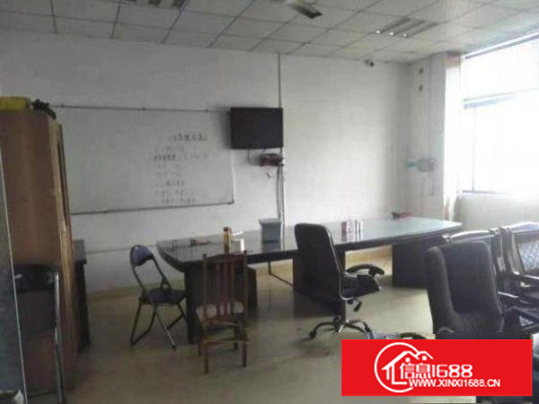 1600平米原房东厂房出租500平米起分租