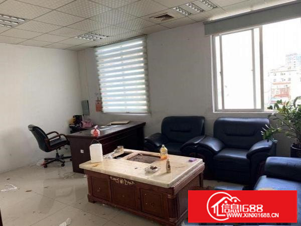 横岗街道办附近580平方带装修厂房出租