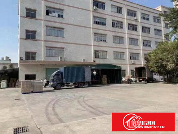 塘厦科苑城高速路口楼上整层厂房出租1580平带有电梯水电齐