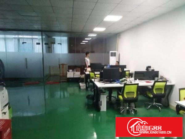 横岗安良油甘园路楼上1200平方厂房招租可分租