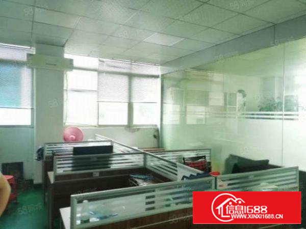 石岩上屋地铁站3楼无尘车间500平精装修不要转让费