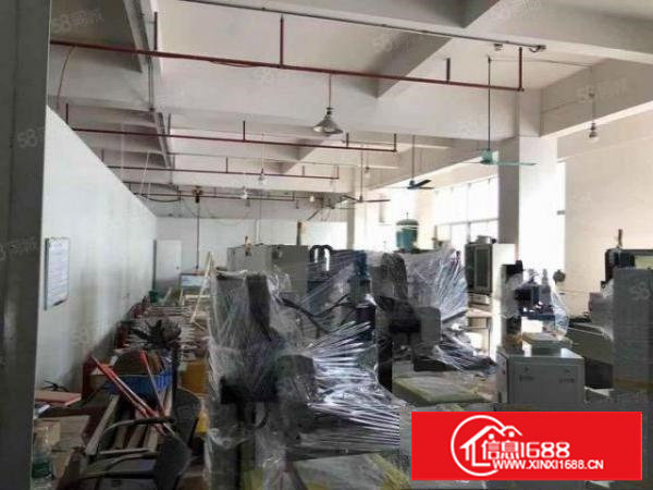 长安沙头楼上新出1780平方厂房出租，水电齐全，主线到车间