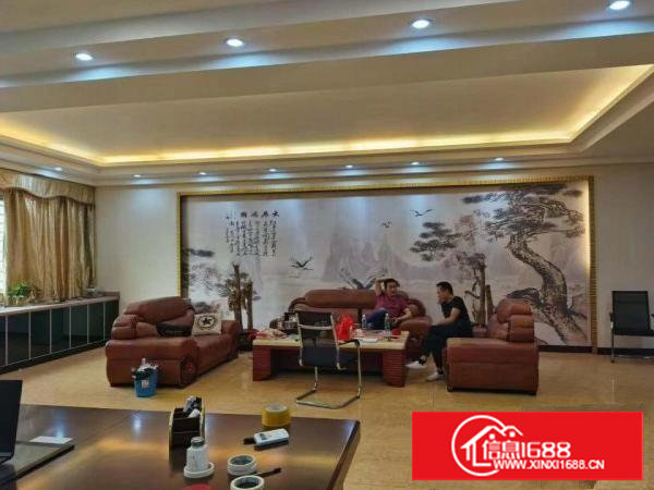 新盘播报长安镇上沙社区主路边二楼新出500平米豪华装修厂房