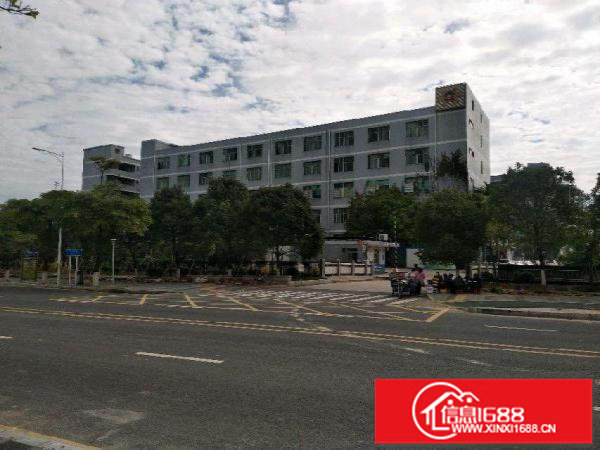 坪地坪地中心厂房1.5万平米