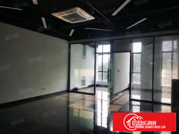 凤岗原房东楼上2500平方厂房出租水电已到位，大小可分租