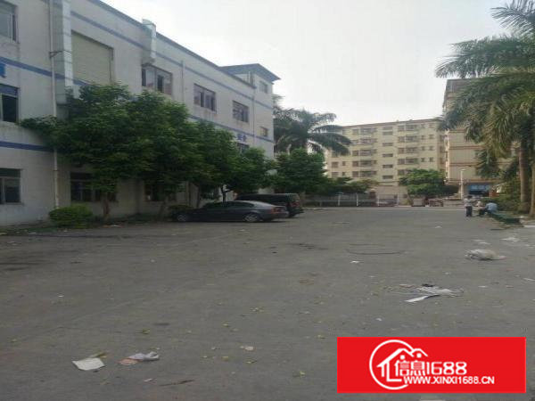 高速出口周边，独门独院。