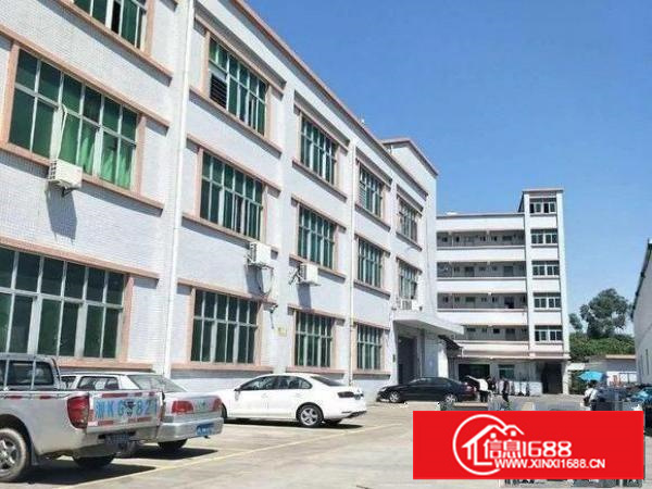 公明玉律新出楼上350平方带地坪漆装修厂房出租，水电齐全