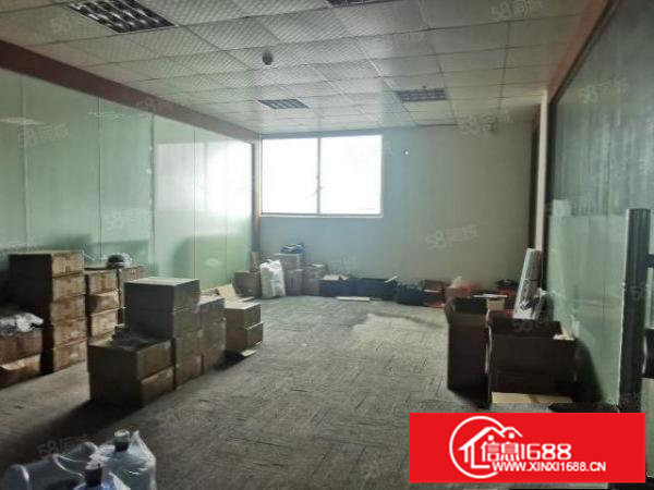 观澜库坑社委花园式大型工业园楼上整层2600平厂房带装修出租