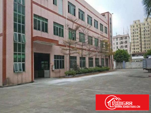 万江新村二楼940平方标准厂房有2吨电梯有院子空地大