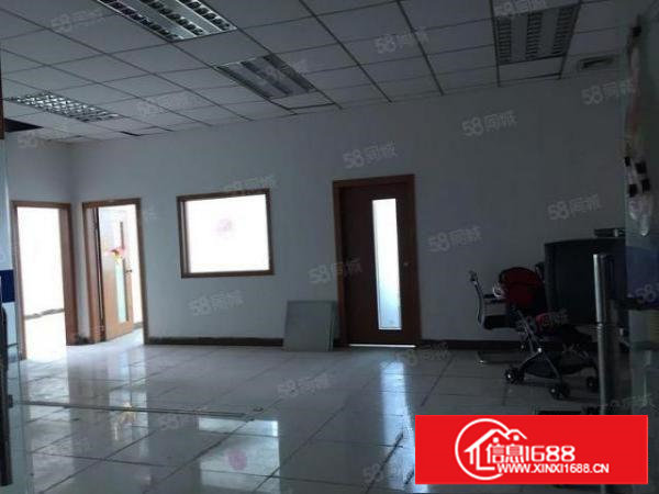 厦边三楼新空出带装修厂房，面积600平方，水电齐全