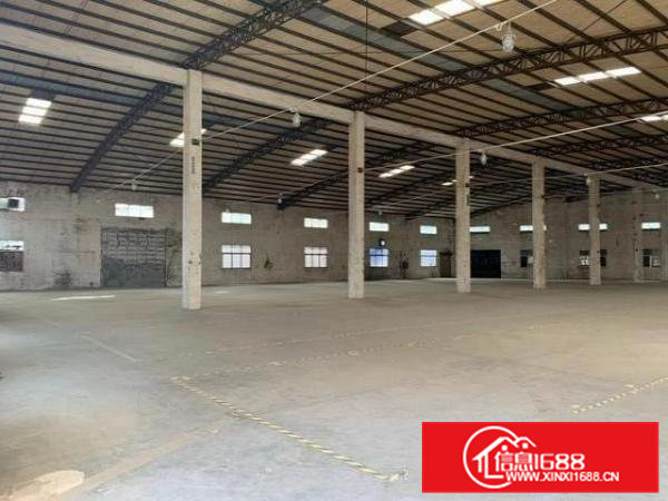 大岭山1000平钢构带隔热层，行业不限制，价格便宜。