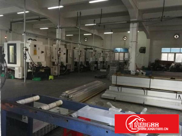 ~塘厦莲湖600平米工业区一楼厂房，带水电，靠东深线~