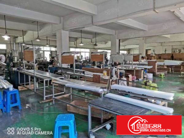 凤岗黄洞1300平厂房，门口空地大，适合纸箱加工玩具等行业