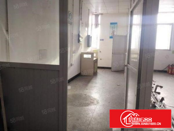 宝安沙井后亭地铁口附近，楼上800平方。