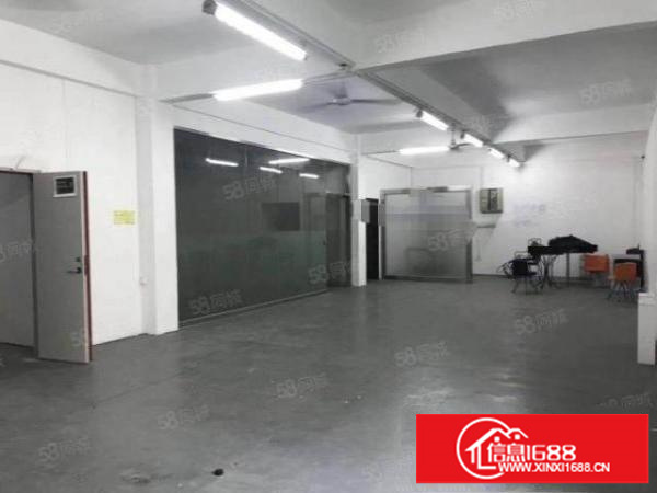 坂田路口300平米带装修厂房出租