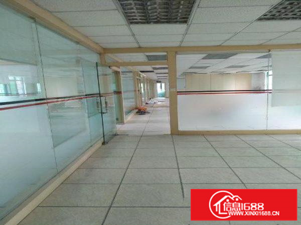 横岗水管高速路口一栋9300平米花园式厂房，可分租