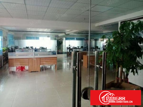 刚出新厂房现成办公室精装修1350平方二楼低价招租