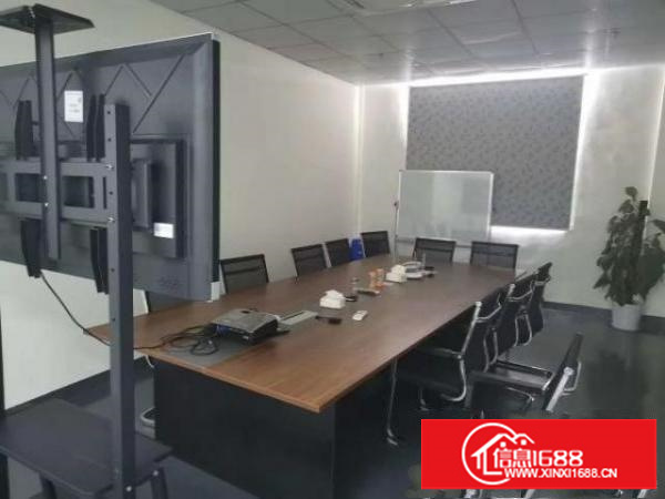 新出精装修厂房，800平方，亮盘有意速看