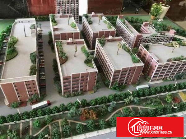 公明怡景工业城新出村委楼上带装修2000平方厂房招租