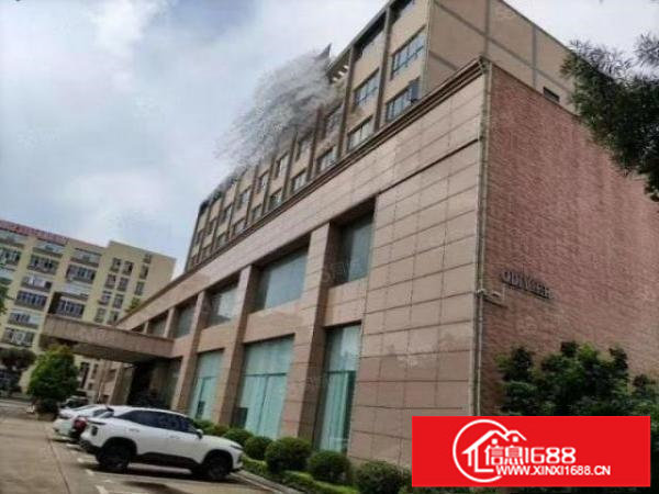 出租龙华大浪厂房仓库出租3000平楼上有一个3000元分租厂