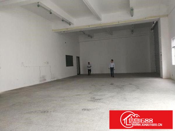 龙胜地铁口附近电商园现有现成装修560平一楼可分租