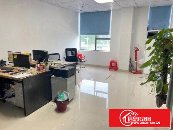 石岩罗租新出楼上2400平，水电到位，无转让费