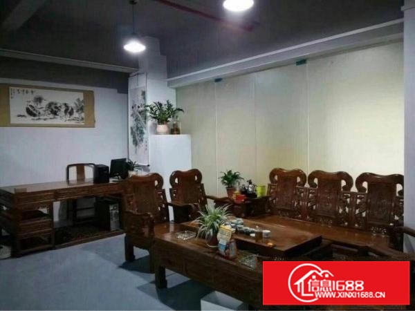 坪山楼上1500平米精装修水电齐全低价出租