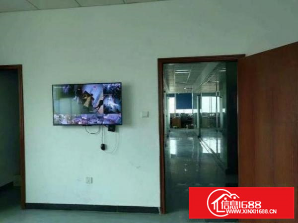 西乡带装修厂房1360平米招租