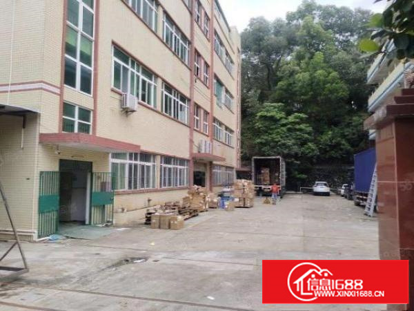 凤岗宏盈工业区原房东独院6000平，实际面积出租