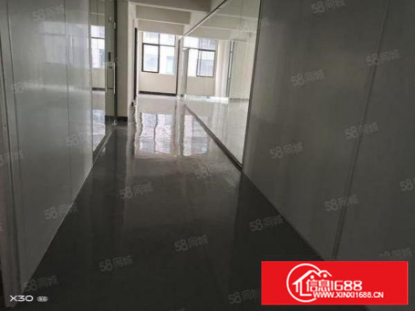 长安镇宵边大街楼上260平方全新地坪漆水电齐全精装修