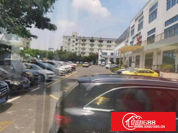 宝安新出钢构厂房3100平带水电行业不限