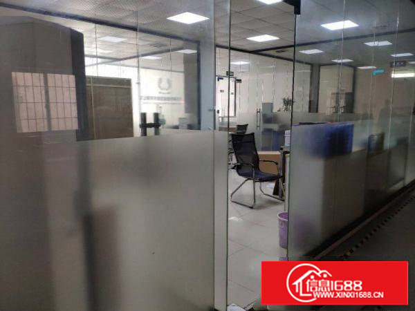 厦岗现成水电豪华装修一楼厂房招租