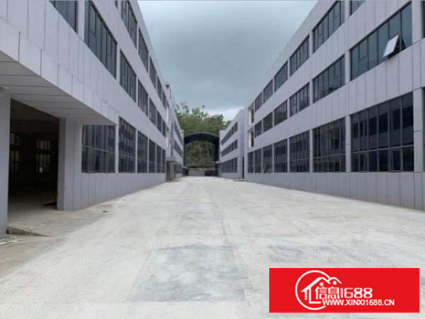 公明松白路旁边2楼标准800平方厂房，精装修可分租，水电齐全