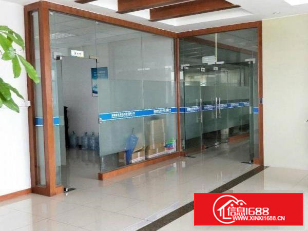 沙井大王山新出楼上3300平方米豪华装修厂房出租