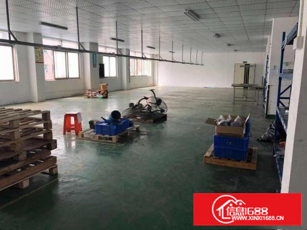 清湖头自建厂房1100平方带现成装修报价15元