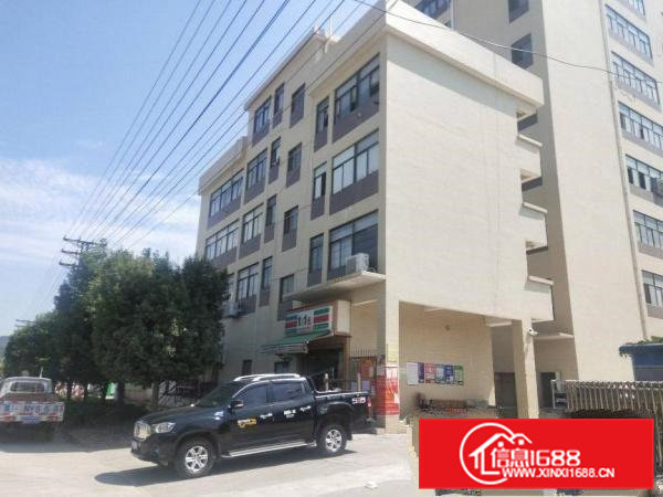 金凤凰新出楼上一整层2000平方，现成装修，交通方便