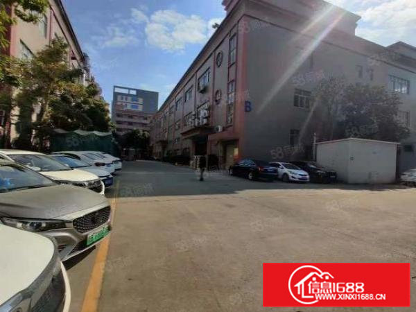 原房东独门独院，超大空地，可办环评，红本厂房，水电齐全。