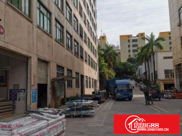 平湖新木地铁站厂房3000平，，原房东标准厂房