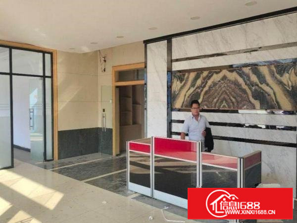 怀德空出一楼1200平方带行车厂房精装修办公室