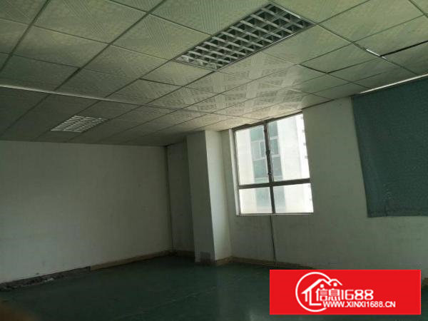 塘厦科苑城楼上厂房1050平方，现成办公室，主线到位