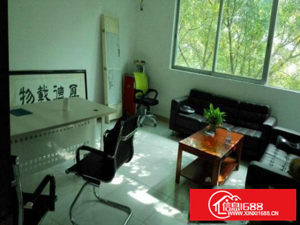 龙胜地铁口3楼860平带精装修适合办公贸易=形象好