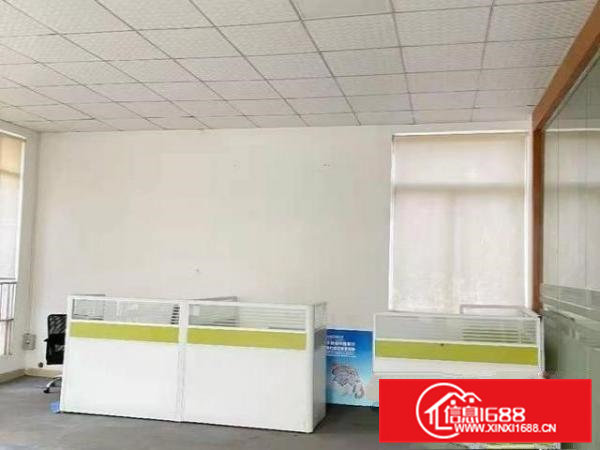 现成精装办公室出租，拎包入住