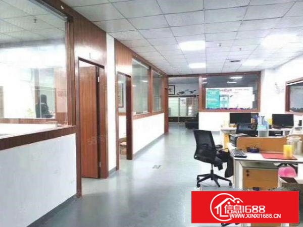 大岭山新空出楼上880厂房出租带精装修，交通便利