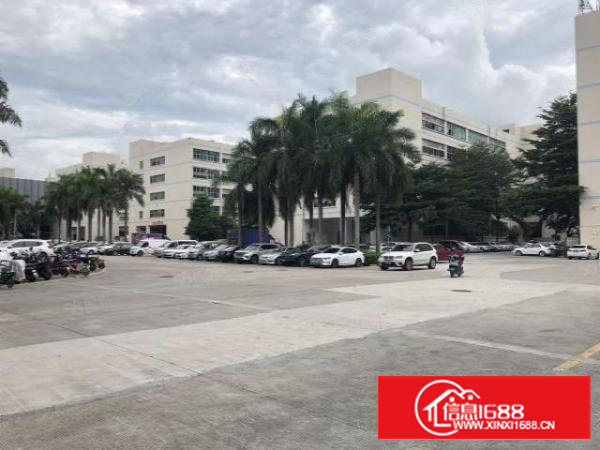 石岩镇塘头科技园区，原房东楼上一整层2200平方实际面积出租